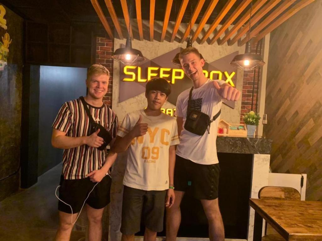 Sleepbox Hostel Suratthani Surat Thani Exterior foto