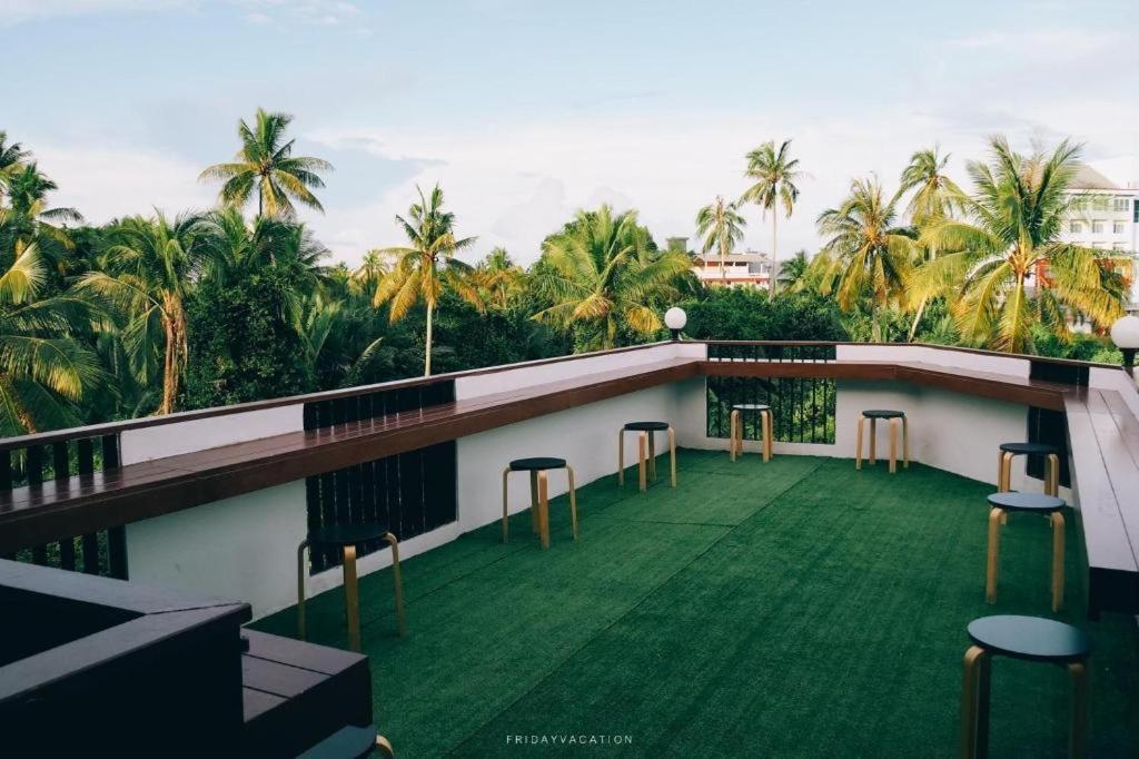 Sleepbox Hostel Suratthani Surat Thani Exterior foto